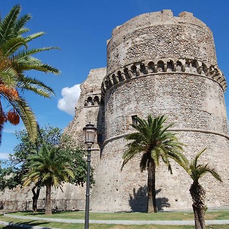 Aragonese Bed and Breakfast Ρέτζιο ντι Καλάμπρια Εξωτερικό φωτογραφία