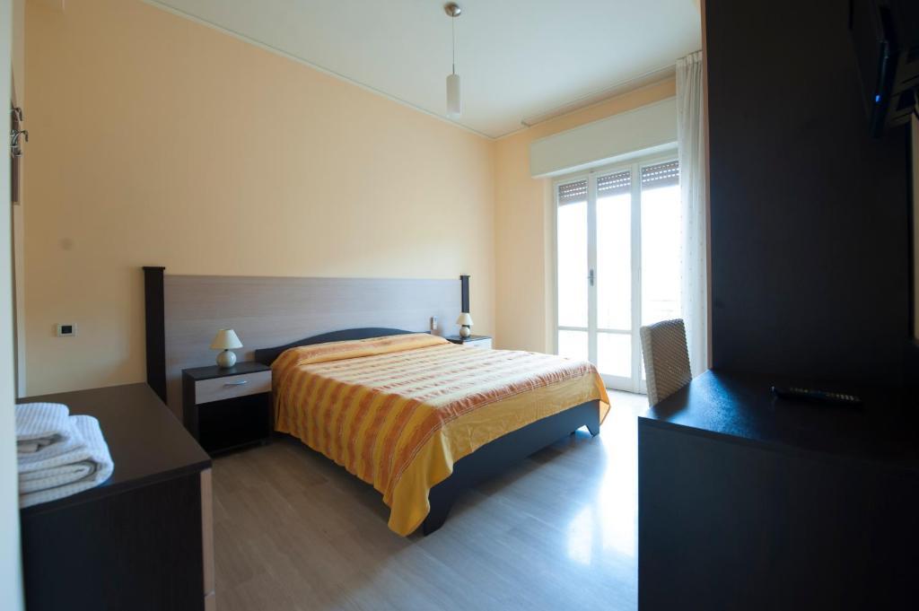 Aragonese Bed and Breakfast Ρέτζιο ντι Καλάμπρια Δωμάτιο φωτογραφία