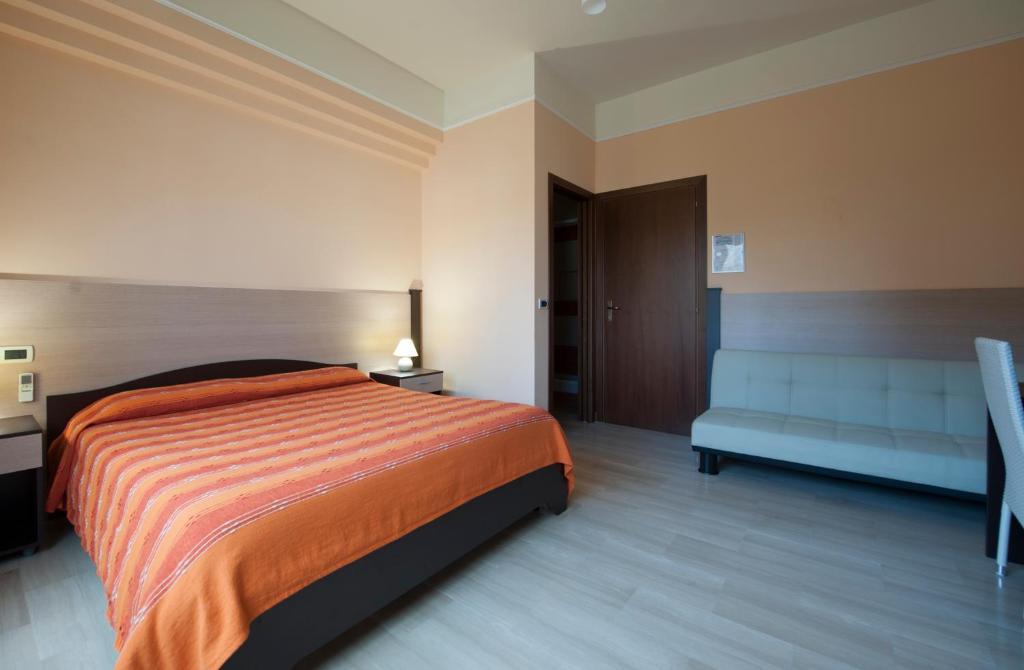 Aragonese Bed and Breakfast Ρέτζιο ντι Καλάμπρια Δωμάτιο φωτογραφία
