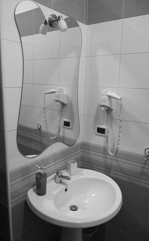 Aragonese Bed and Breakfast Ρέτζιο ντι Καλάμπρια Δωμάτιο φωτογραφία