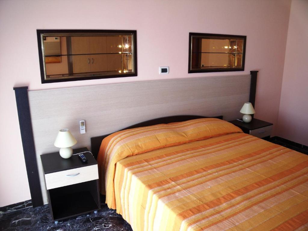Aragonese Bed and Breakfast Ρέτζιο ντι Καλάμπρια Δωμάτιο φωτογραφία