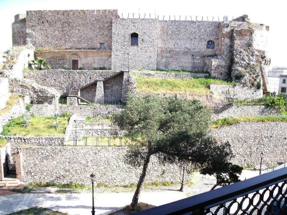 Aragonese Bed and Breakfast Ρέτζιο ντι Καλάμπρια Εξωτερικό φωτογραφία